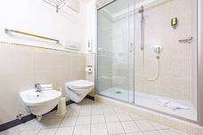 Hotel Schwarzer Adler - WC 214