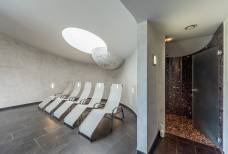 Weingut Stroblhof - WC piscina coperta