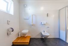 Hotel Teresa - Bagno della camera accessibile Fanes