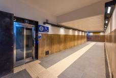 Fahrstuhl Gleis 2