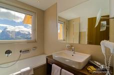 Alpenhotel Panorama: Bagno Suite Panorama