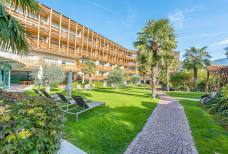 Hotel Seeleiten - Giardino e lagetto balneare