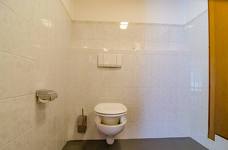 Filmclub Bozen im Kolpinghaus Bruneck: Toilette für Menschen mit Behinderung