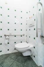 Golf Club Passeier Meran - Barrierefreie Toilette für Besucher mit Behinderung