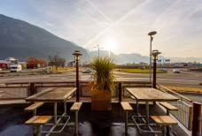 McDonalds Bozen: Terrasse