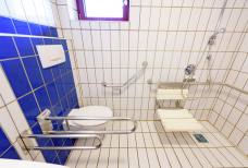 Piscina coperta di Bolzano - Bagno disabili
