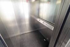 Bahnhof Bozen Süd: Fahrstuhl