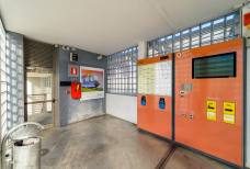 Bahnhof Bozen Süd: Warteraum