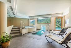 Hotel Tonzhaus - Piscina