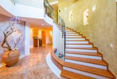 Alpiana SPA - Umkleidebereich Hallenbad und Fitness