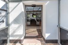 Vallis Bar and Restaurant